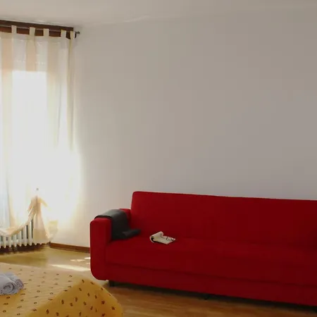 Bertaiola3 Apartment